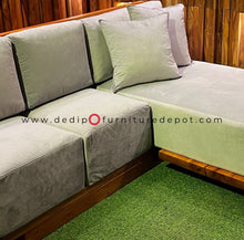 Load image into Gallery viewer, 23229 Couch
