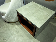 Load image into Gallery viewer, Zohra Side Table