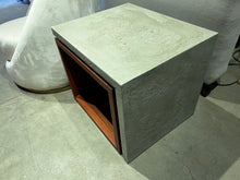 Load image into Gallery viewer, Zohra Side Table