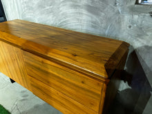 Load image into Gallery viewer, 23259 Console A