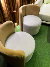 Load image into Gallery viewer, 23235 Accent Chair