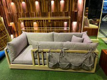 Load image into Gallery viewer, 23160 Day bed