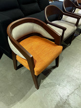 Load image into Gallery viewer, 23303 Chair A