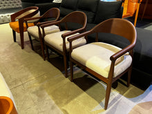 Load image into Gallery viewer, 23303 Chair B