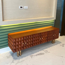 Load image into Gallery viewer, 21 Console