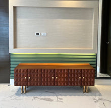 Load image into Gallery viewer, 21 Console