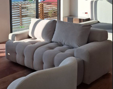 Load image into Gallery viewer, Q1249 Couch