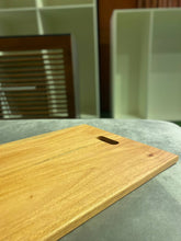 Load image into Gallery viewer, Regular Chopping Board