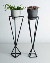 Load image into Gallery viewer, Nari Plant Stand