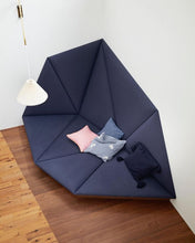 Load image into Gallery viewer, Pluto Couch