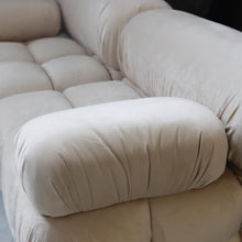 Load image into Gallery viewer, Rhea Couch