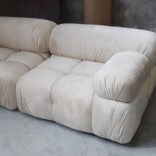 Load image into Gallery viewer, Rhea Couch