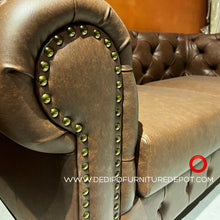 Load image into Gallery viewer, Chesner Couch