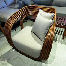 Load image into Gallery viewer, Hergla Accent Chair