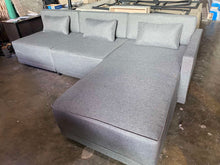 Load image into Gallery viewer, Thali Sofa Bed