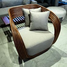 Load image into Gallery viewer, Hergla Accent Chair