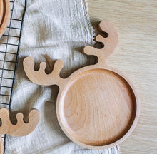 Load image into Gallery viewer, Rudolf Snack Board