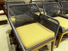 Load image into Gallery viewer, Pascaso Chair