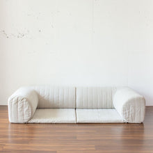 Load image into Gallery viewer, Fumi Floor Couch