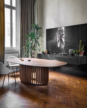 Load image into Gallery viewer, Thube Collection