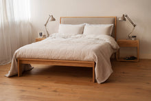 Load image into Gallery viewer, Pilaui Bed Series