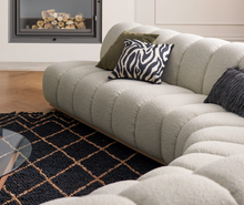 Load image into Gallery viewer, Seda Couch