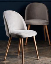 Load image into Gallery viewer, Ziggy Chair