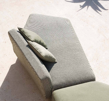 Load image into Gallery viewer, Cresen Couch