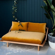 Load image into Gallery viewer, Poppy Couch