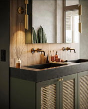 Load image into Gallery viewer, Cui Bathroom Collection