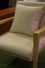 Load image into Gallery viewer, 24130 Accent Chair
