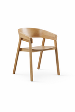 Load image into Gallery viewer, Q05 Chair
