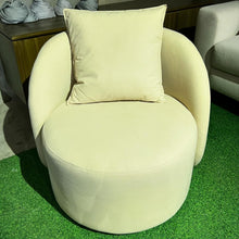 Load image into Gallery viewer, 23206 Accent Chair
