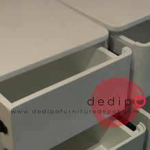 Load image into Gallery viewer, 2521 Side Table
