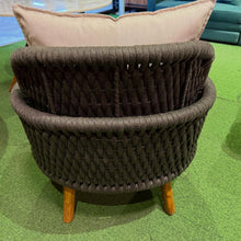 Load image into Gallery viewer, 2532 Accent Chair
