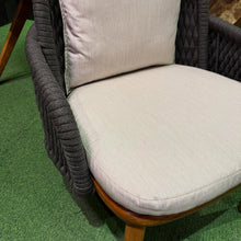 Load image into Gallery viewer, 2532 Accent Chair
