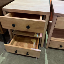 Load image into Gallery viewer, 2537K Side Table
