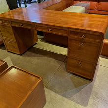 Load image into Gallery viewer, 24195A2 Office Table
