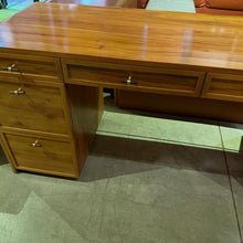 Load image into Gallery viewer, 24195A2 Office Table
