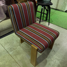 Load image into Gallery viewer, 25107 Chair

