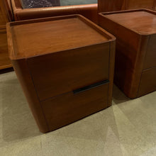 Load image into Gallery viewer, 24207 Side Table
