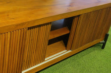 Load image into Gallery viewer, 2585 Console / Media Console / Buffet Cabinet

