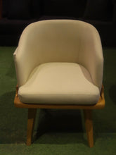 Load image into Gallery viewer, Algar Chair

