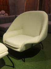 Load image into Gallery viewer, 25162H Accent Chair
