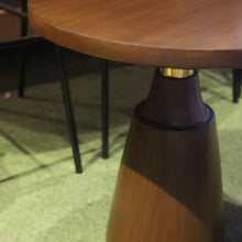 Load image into Gallery viewer, 25137 Side Table

