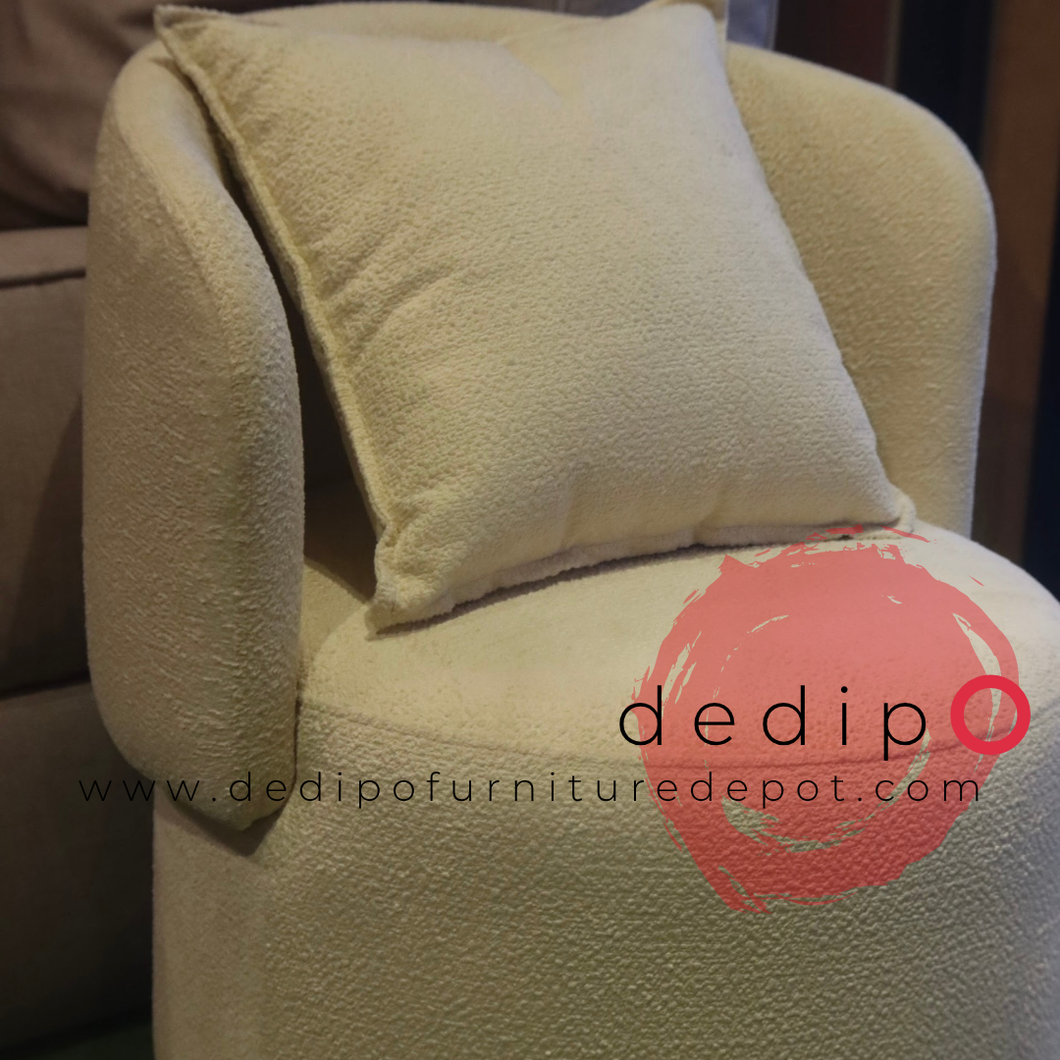 2526 Accent Chair