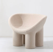 Load image into Gallery viewer, Q26 Chair
