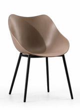 Load image into Gallery viewer, Q33 Chair
