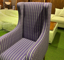 Load image into Gallery viewer, 25107 Accent Chair

