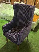 Load image into Gallery viewer, 25107 Accent Chair
